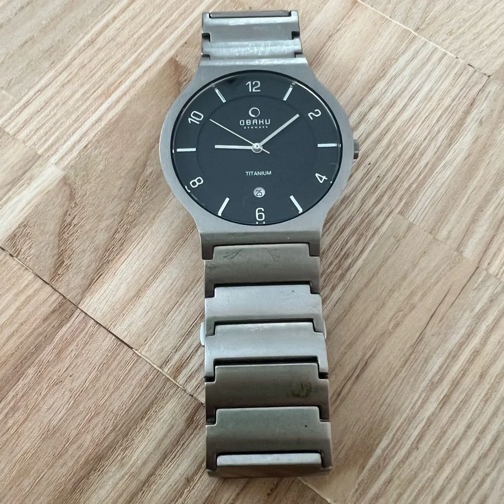 Obaku Denmark men’s all titanium dress watch NEW BATTERY